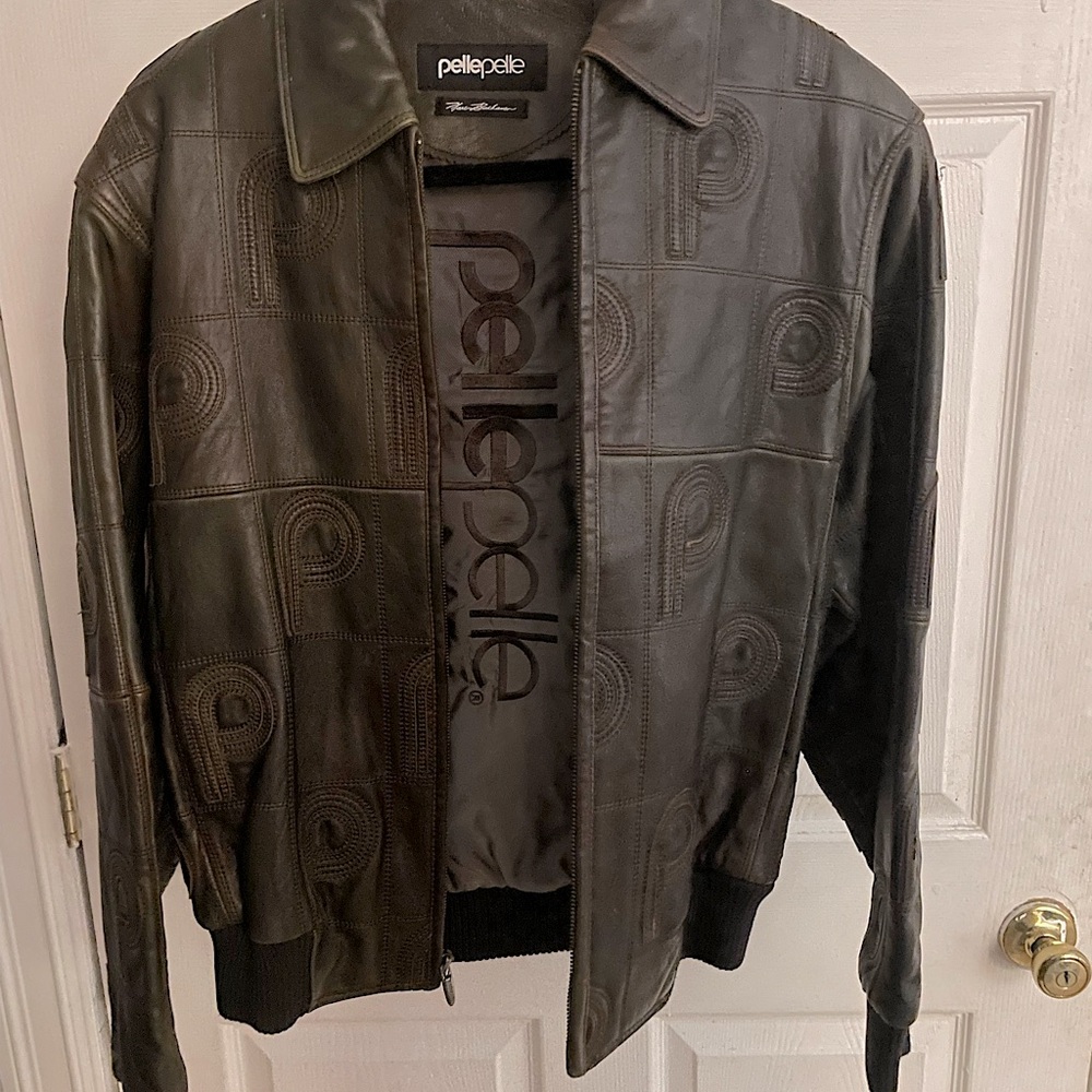 Vintage PellePelle Leather Jacket. Size : 16Color : Brown